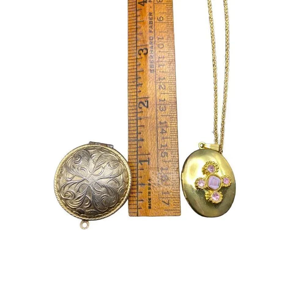 Avon vintage perfume locket with gold locket pink stones and flowers